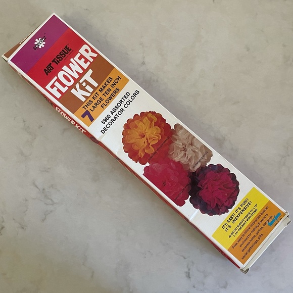 Spectra Party Supplies Vintage Spectra Art Tissue Flower Making Kit